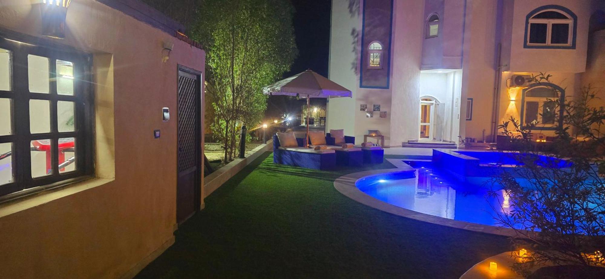 Luxury Royal Blue Family 8pers Private Pool Villa Hurghada